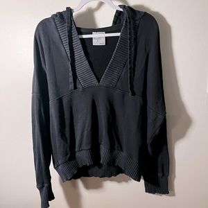 Black Offline by Aerie Sweatshirt Size Large